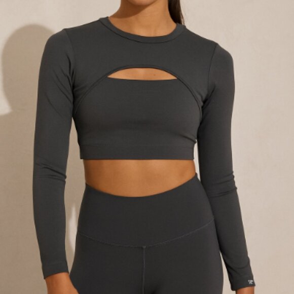 SET Active Dark Gray Long Sleeve Crop Top - Picture 1 of 4